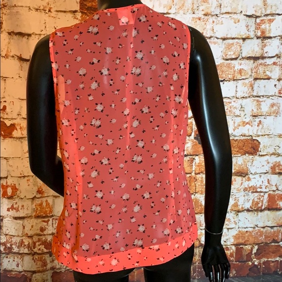 Cabi Blossom Coral Pin Tuck Blouse - Picture 5 of 7